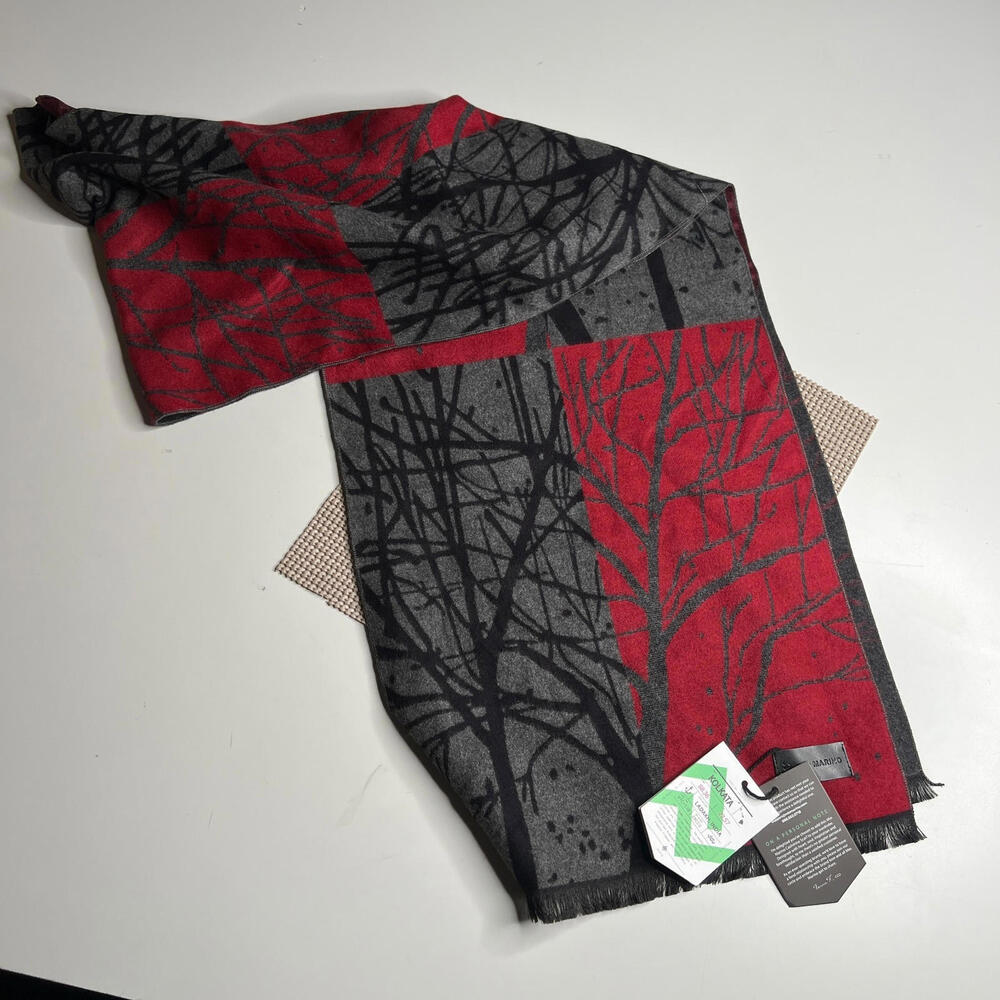 NWT Mioβ Marino Scarf Womens One Size Red Gray Black